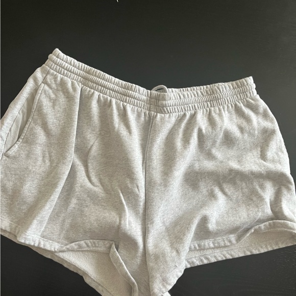 Used! Gray cotton shorts - Picture 5 of 5